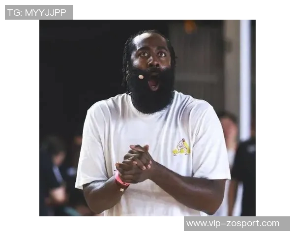 哈登经典跳投瞬间马绍尔背手防守不敢轻举妄动 哈登经典跳投瞬间马绍尔背手防守不敢轻举妄动