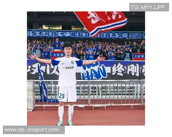 武汉三镇官方宣布邓涵文将在合同期满后友好离队的消息 武汉三镇官方宣布邓涵文将在合同期满后友好离队的消息