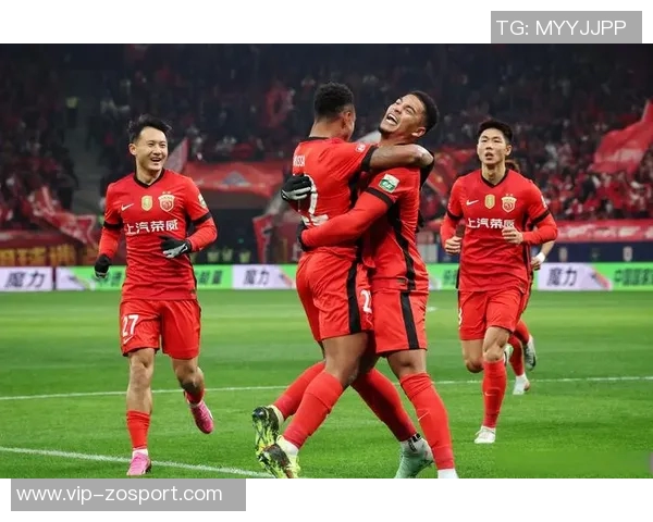 中超球队双线作战困境加剧保联赛策略形成恶性循环现象