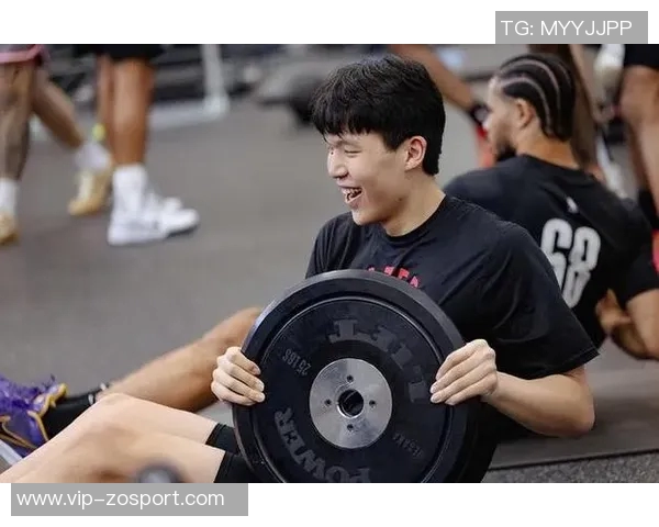 杨瀚森首秀遭隔扣五分钟教练称这是他成长的重要起点